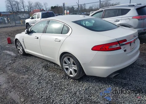 2009 Jaguar Xf Luxury z USA, uszkodzony, nr VIN SAJWA05BX9HR40923